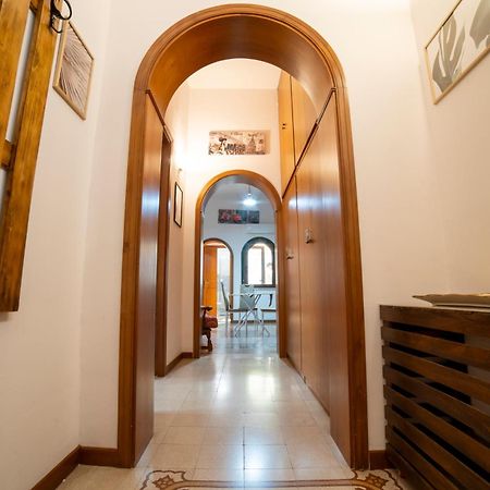 Appartement Centro Stazione Aeroporto Wi-Fi&Self Check-In à Palerme Extérieur photo