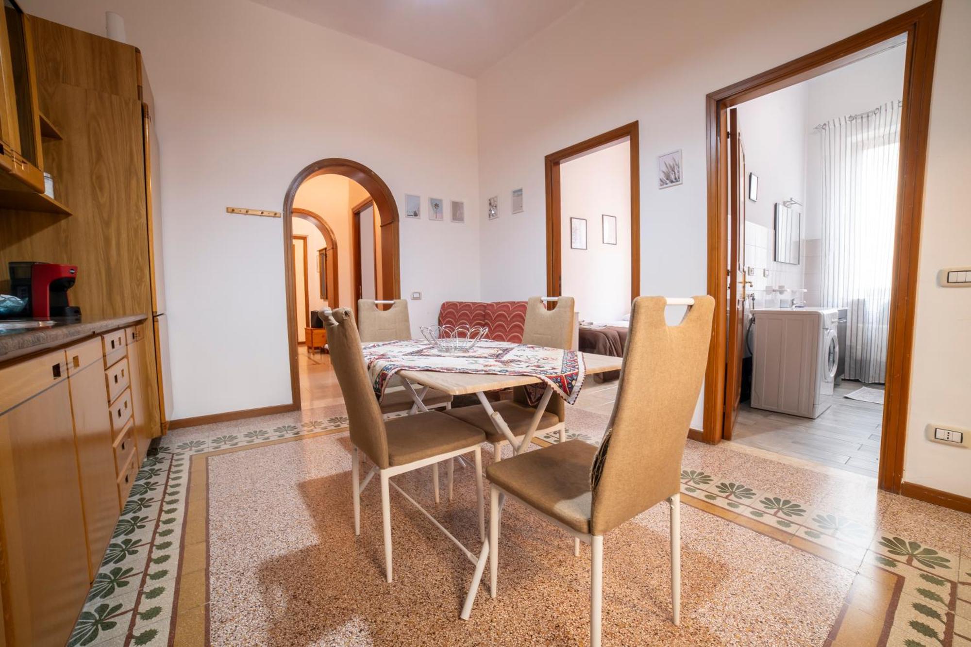 Appartement Centro Stazione Aeroporto Wi-Fi&Self Check-In à Palerme Extérieur photo