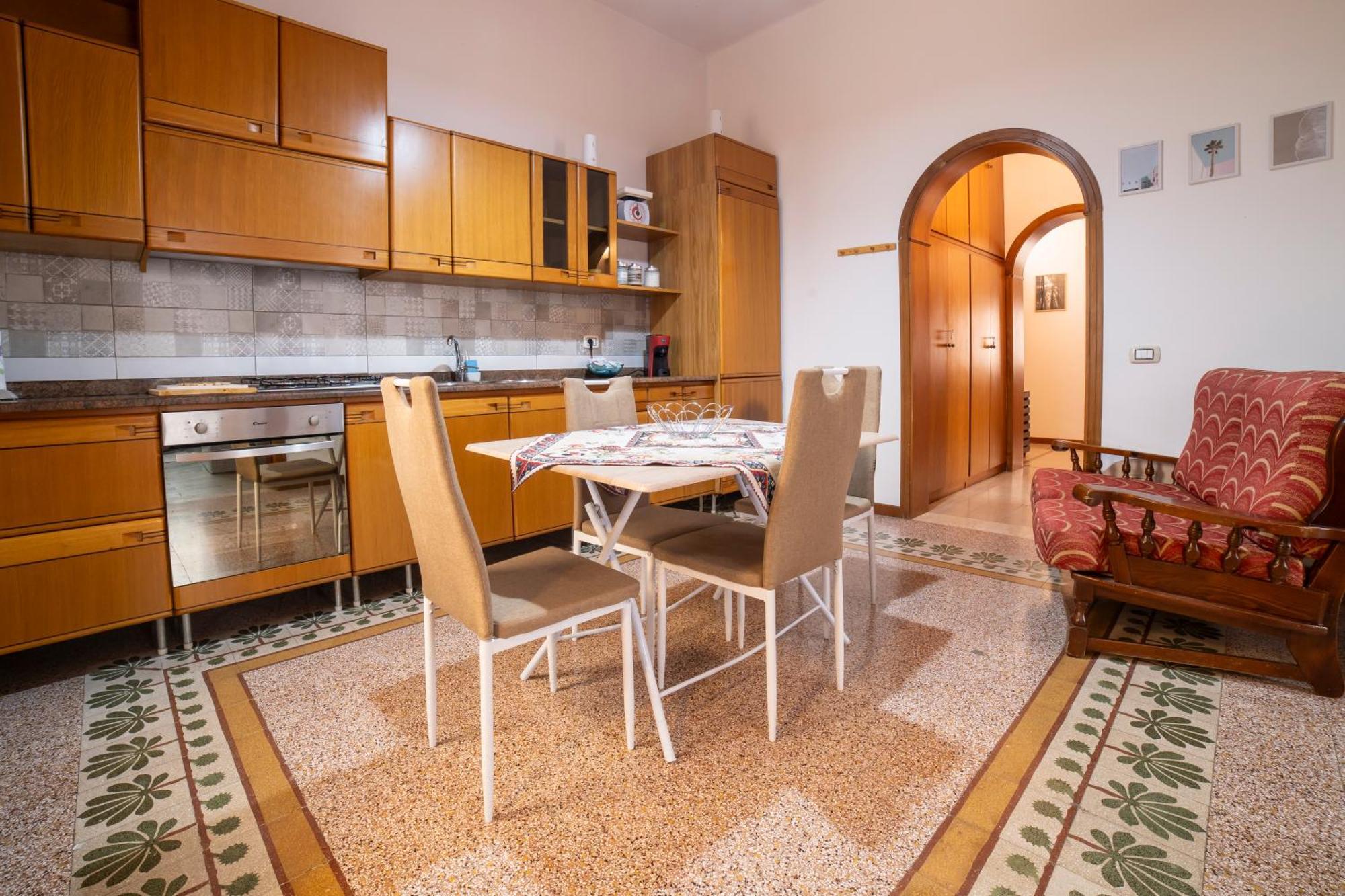 Appartement Centro Stazione Aeroporto Wi-Fi&Self Check-In à Palerme Extérieur photo
